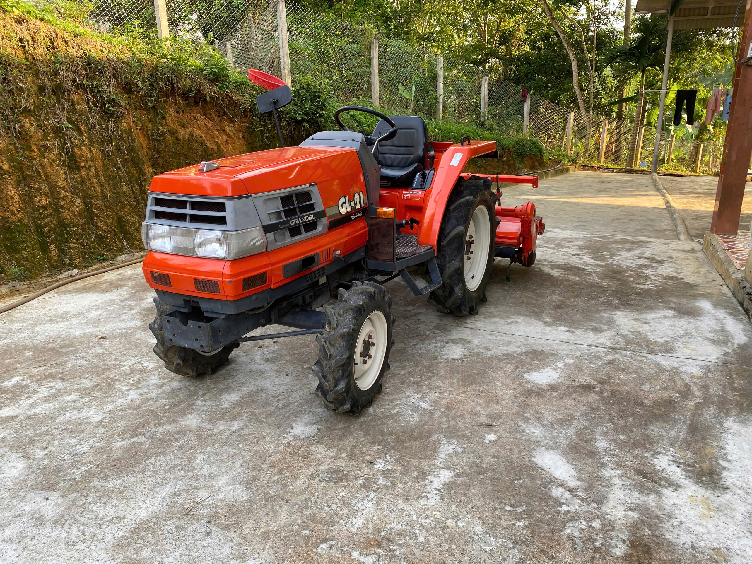 Ảnh đầu trang máy Kubota GL21